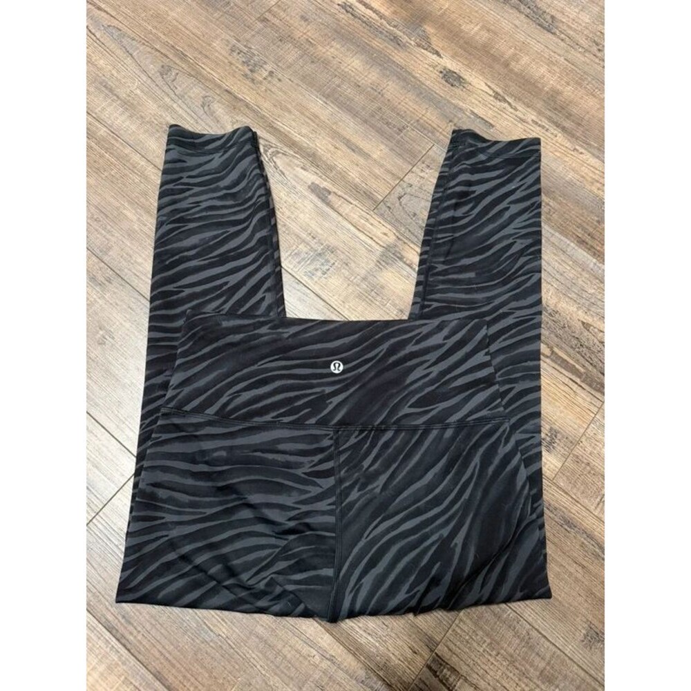 lululemon wunder train high rise crop 23”